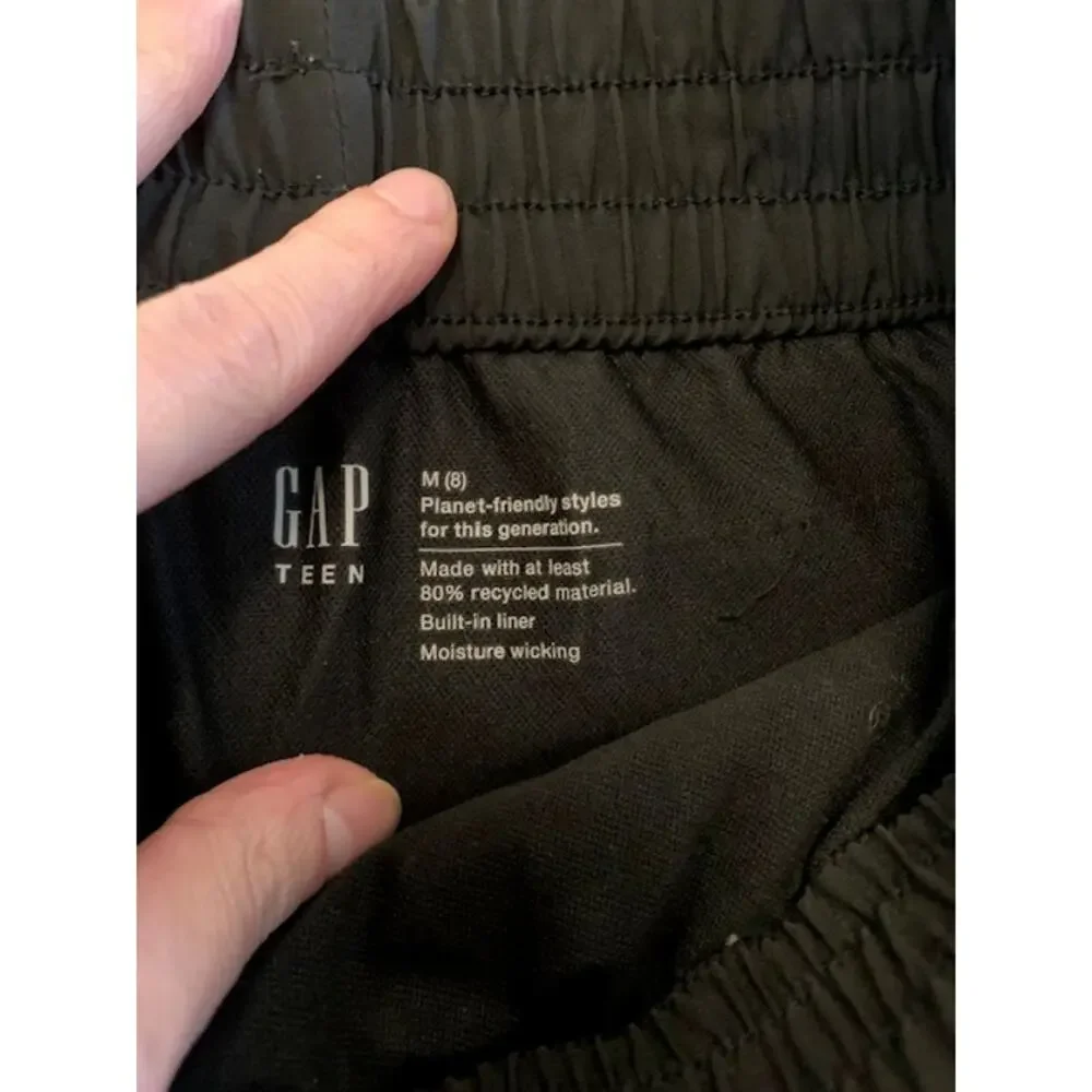 GAP Teen Girls Black Running Shorts‎ Size M 8 Moisture Wicking Zipper Pockets
